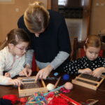 Zabawy ze sznurkiem (13)