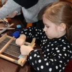 Zabawy ze sznurkiem (14)