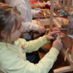 Zabawy ze sznurkiem (18)