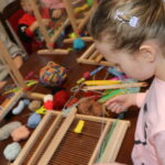 Zabawy ze sznurkiem (21)