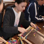 Zabawy ze sznurkiem (30)