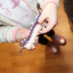 Zabawy ze sznurkiem (40)