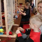 Zabawy ze sznurkiem (5)